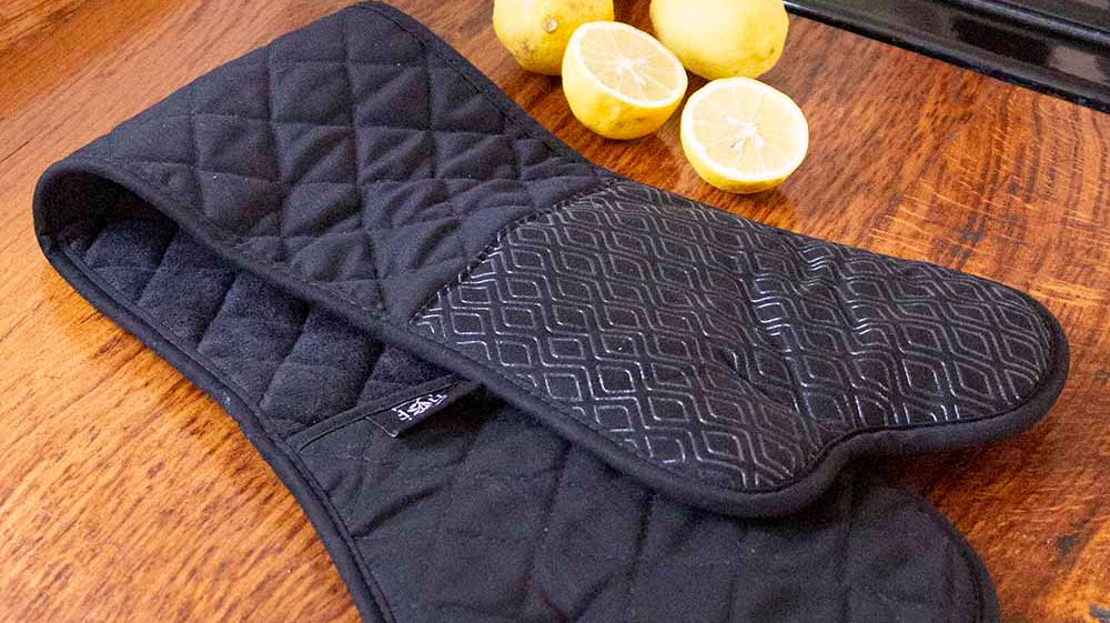 The Science Behind Heat-Resistant Gloves